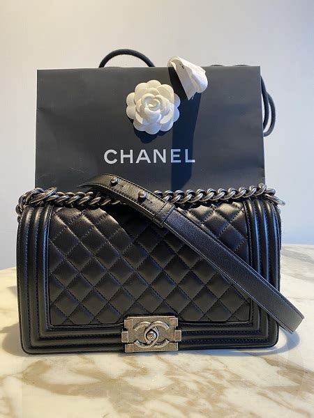 chanel boy occasion